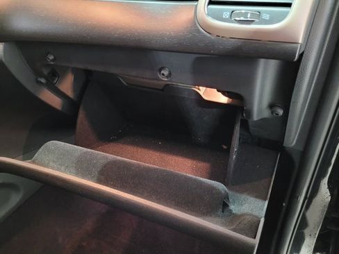 Used 2016 Jeep Grand Cherokee Laredo image 47