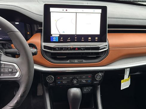 Certified 2024 Jeep Compass Limited w/ Elite Group image 21