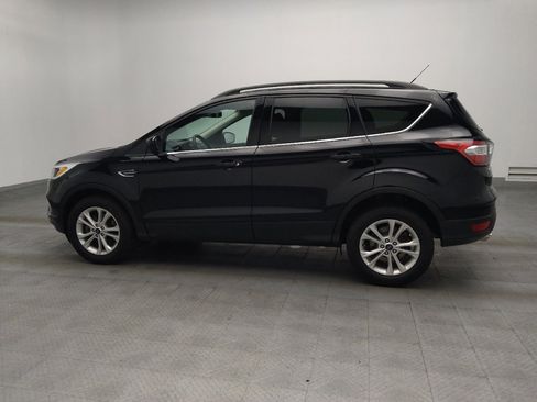 Used 2018 Ford Escape SE w/ Ford Safe & Smart Package AWD/4WD image 3