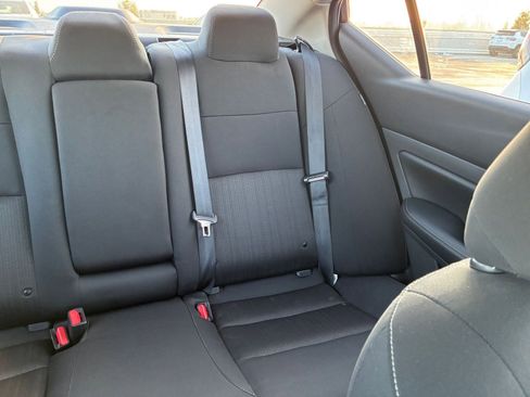 Used 2025 Nissan Altima 2.5 SV image 38