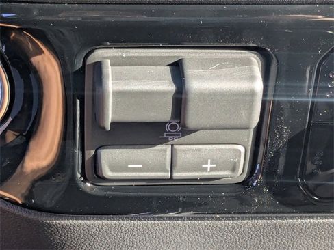 New 2026 GMC Sierra 1500 Elevation w/ Preferred Package image 21