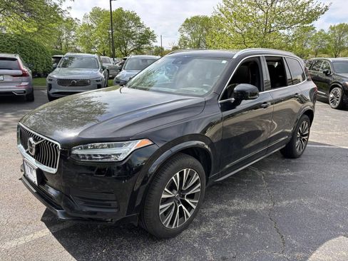 Used 2020 Volvo XC90 T6 Momentum AWD/4WD image 1