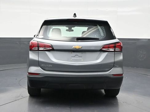 Used 2023 Chevrolet Equinox LS FWD image 4