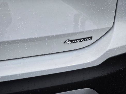 New 2026 Volkswagen Tiguan SE AWD/4WD image 14