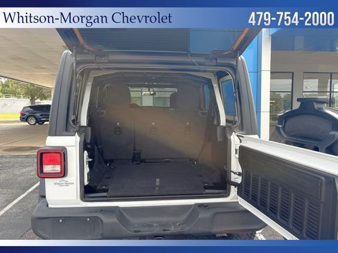 Used 2023 Jeep Wrangler Unlimited Sport AWD/4WD image 28