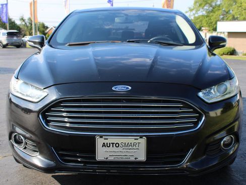 Used 2014 Ford Fusion SE w/ Equipment Group 202A FWD image 2