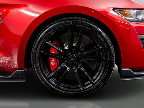 Used 2020 Ford Mustang Shelby GT500 w/ Technology Package image 73