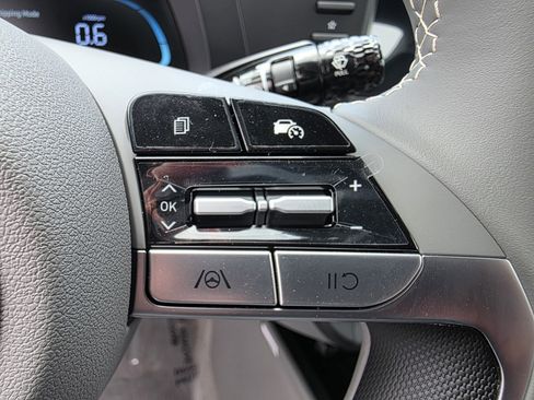 New 2025 Hyundai Elantra Sport image 33