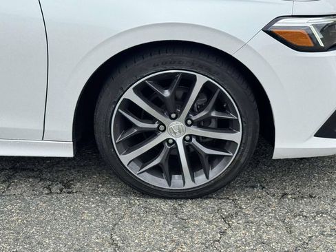 Used 2023 Honda Civic Touring image 8