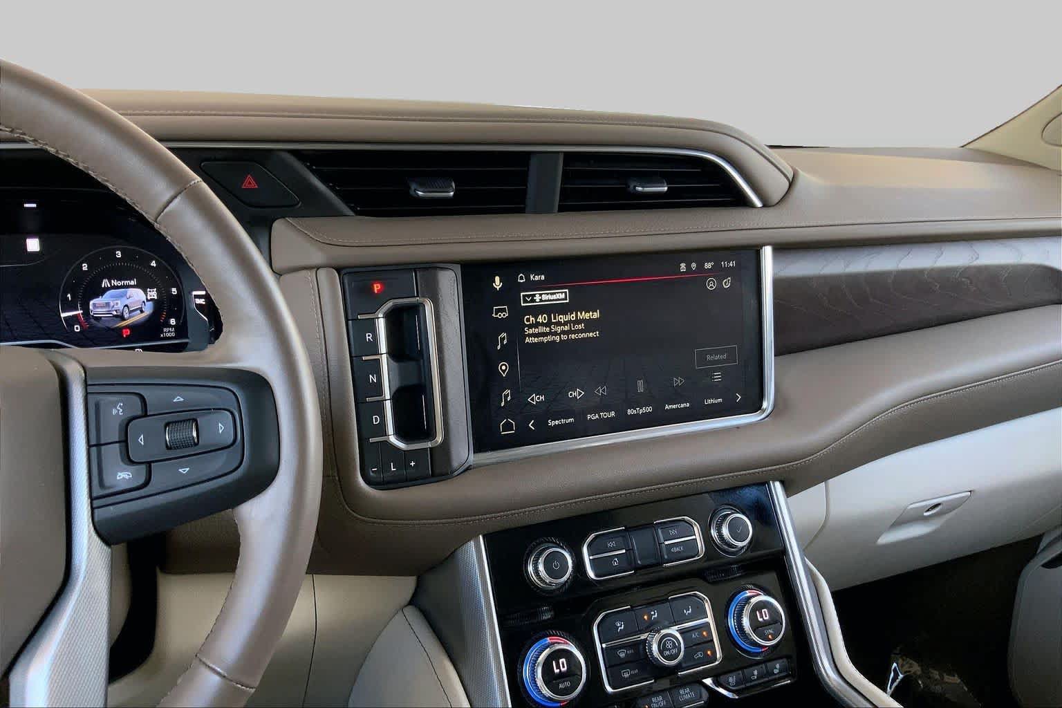 Used 2023 GMC Yukon Denali AWD/4WD image 7