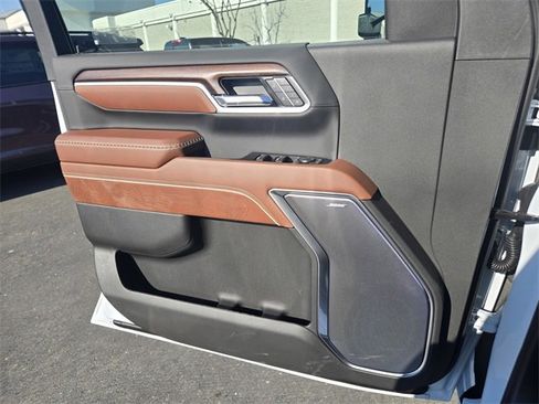 New 2026 GMC Sierra 2500 Denali Ultimate image 24