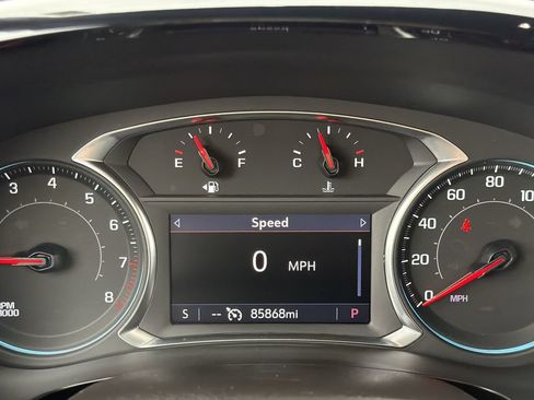 Used 2023 Chevrolet Traverse LT AWD/4WD image 29