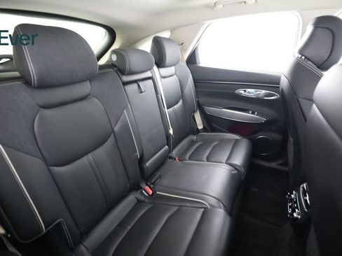 Used 2023 Genesis Electrified GV70 AWD/4WD image 5