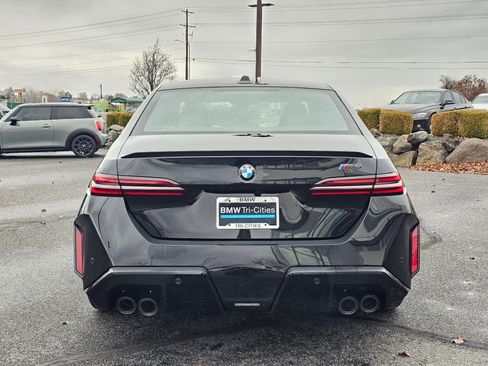 New 2026 BMW M5 w/ Carbon Package image 5