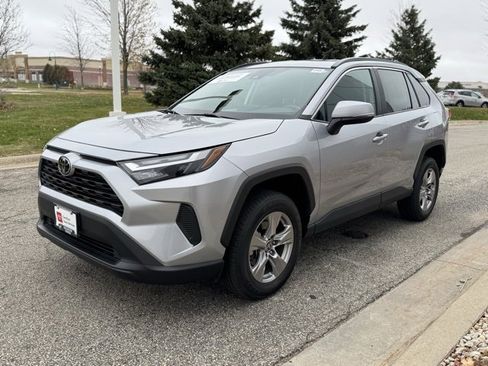 Certified 2022 Toyota RAV4 XLE image 32