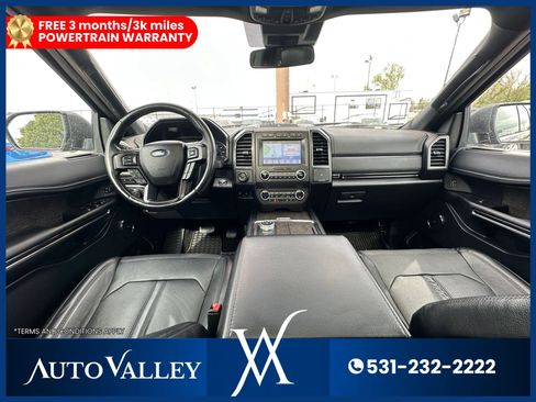 Used 2019 Ford Expedition Limited w/ Equipment Group 302A AWD/4WD image 31
