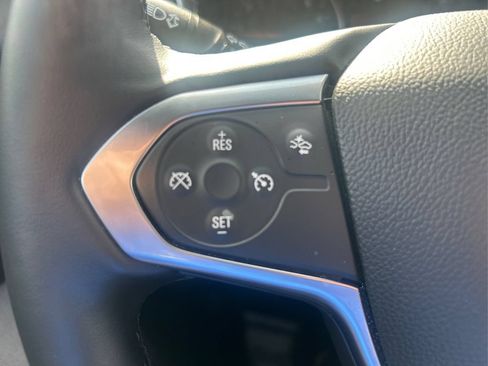 Used 2023 Chevrolet Traverse LT AWD/4WD image 29