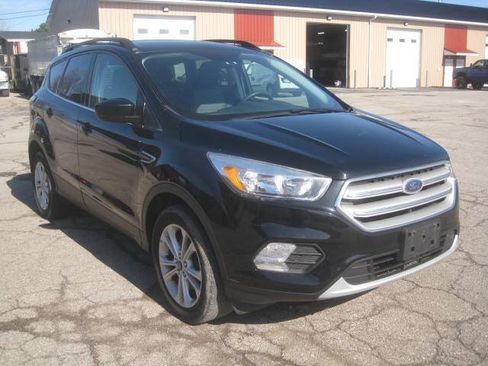 Used 2018 Ford Escape SE AWD/4WD image 3