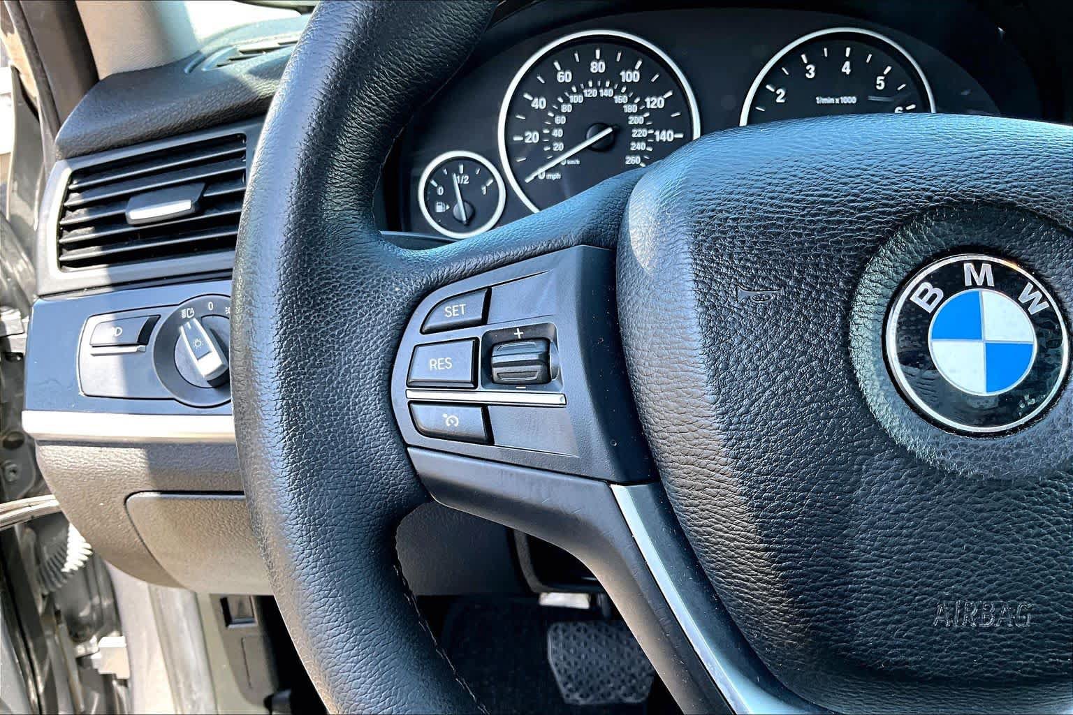 Used 2017 BMW X3 sDrive28i RWD image 22