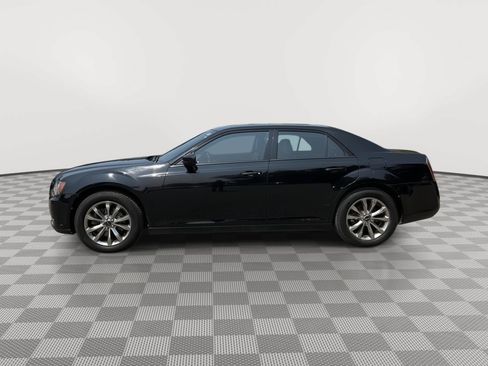Used 2014 Chrysler 300 S AWD/4WD image 4