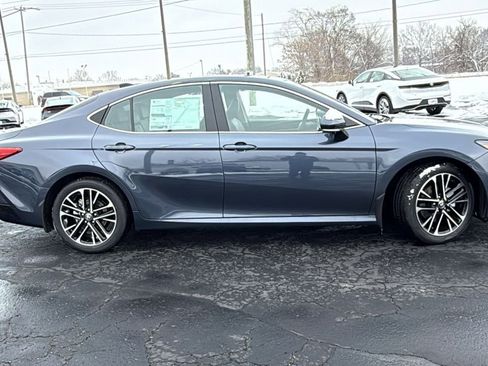 New 2026 Toyota Camry XLE image 9