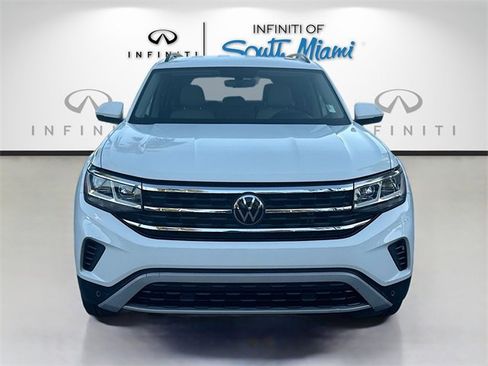 Used 2023 Volkswagen Atlas SE image 2