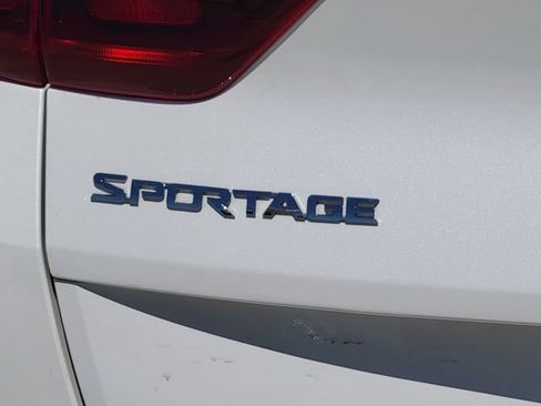 Used 2020 Kia Sportage S AWD/4WD image 11