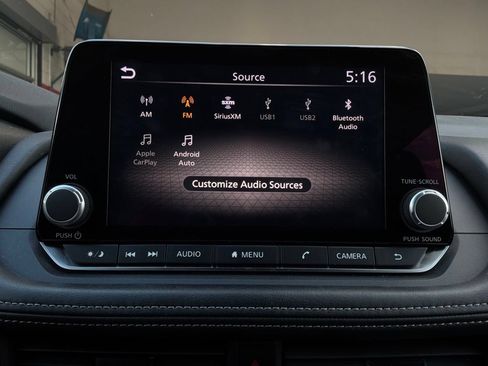 Used 2025 Nissan Rogue SV FWD image 33