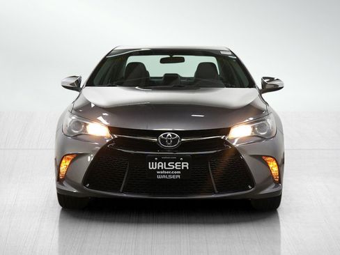 Used 2016 Toyota Camry SE image 8