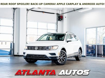 Used 2020 Volkswagen Tiguan SE w/ Panoramic Sunroof Package