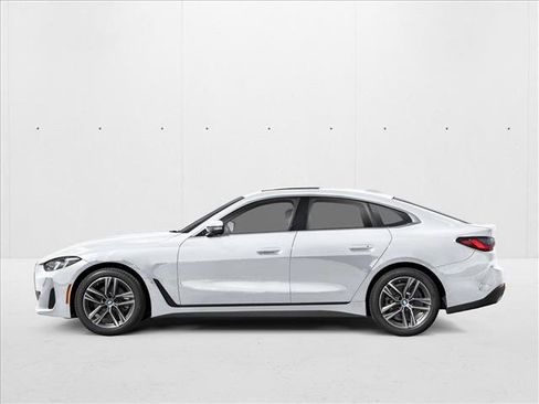 New 2026 BMW 430i w/ M Sport Package RWD image 3