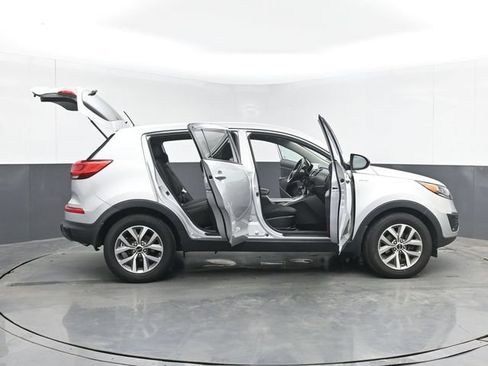 Used 2016 Kia Sportage LX AWD/4WD image 50