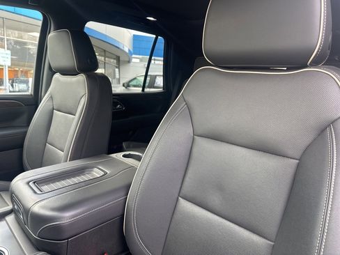 Used 2023 Chevrolet Tahoe Premier image 12