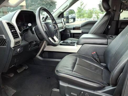 Used 2020 Ford F250 Lariat w/ Chrome Package AWD/4WD image 10