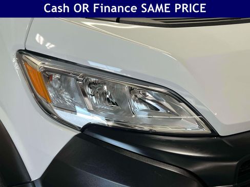 Used 2025 RAM ProMaster 2500 w/ Convenience Group FWD image 10