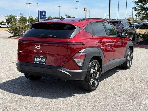Used 2025 Hyundai Kona SEL FWD image 7