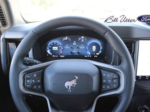 New 2026 Ford Bronco Badlands AWD/4WD image 17