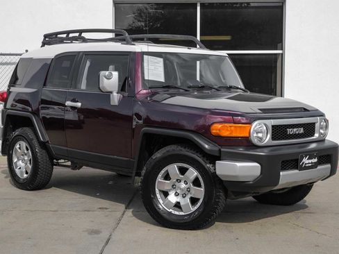 Used 2007 Toyota FJ Cruiser 4WD image 6