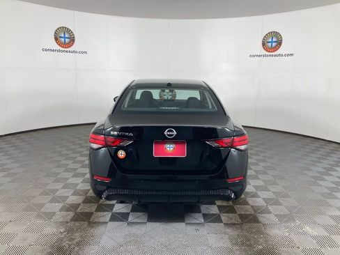 Used 2025 Nissan Sentra SV image 18