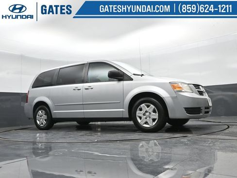 Used 2010 Dodge Grand Caravan SE w/ Climate Group FWD image 31
