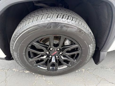 Certified 2024 GMC Sierra 1500 Elevation w/ LPO, GMC Protection Package AWD/4WD image 10