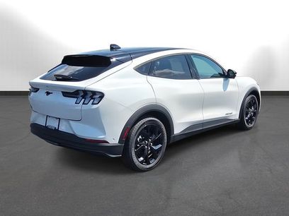New 2024 Ford Mustang Mach-E Select w/ Comfort Package Lite