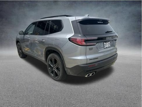 Used 2026 GMC Acadia Elevation w/ Black Edition FWD image 8