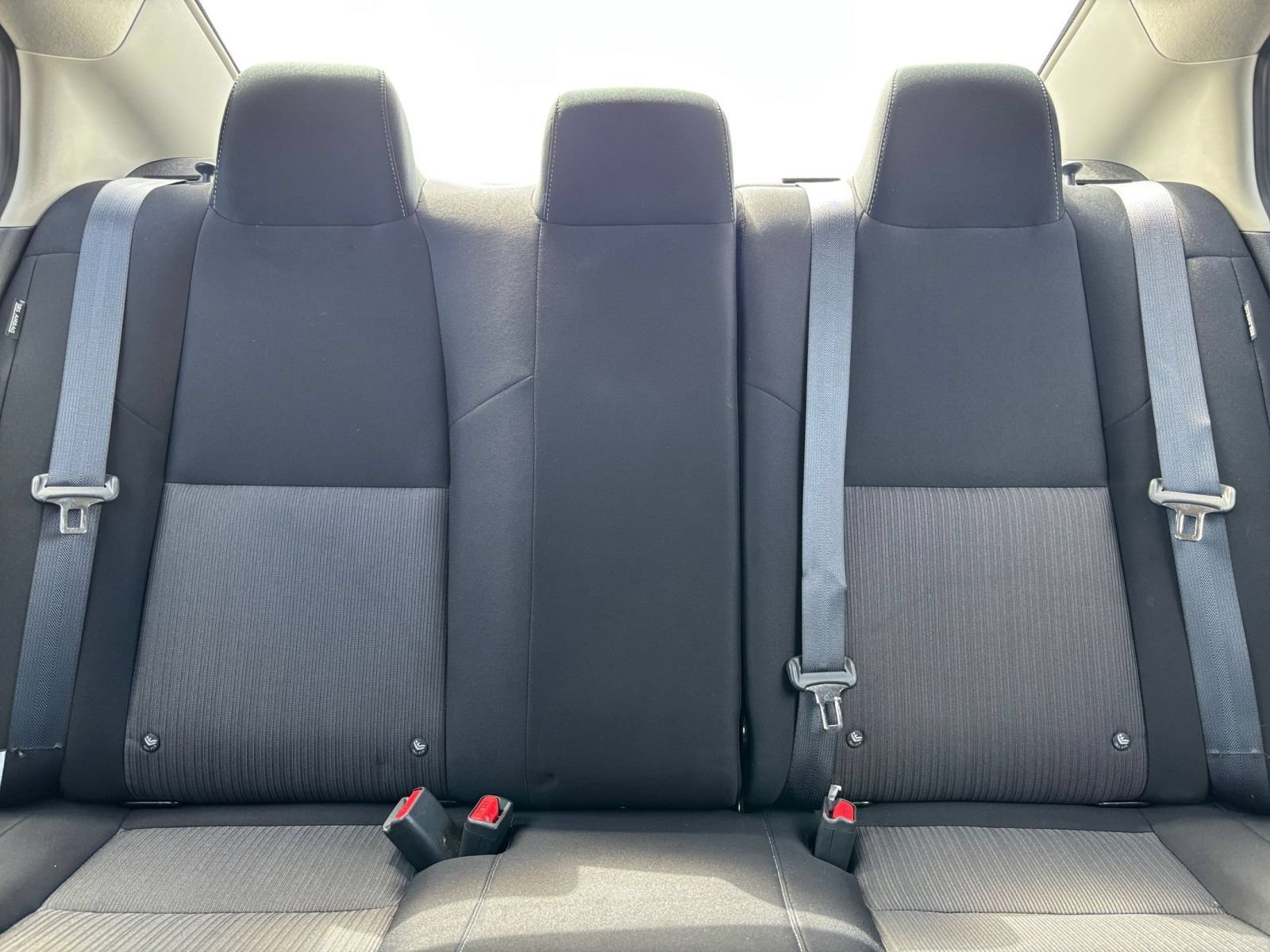 Used 2025 Nissan Sentra SV FWD image 36