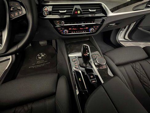 Certified 2023 BMW 530i xDrive w/ Premium Package image 18