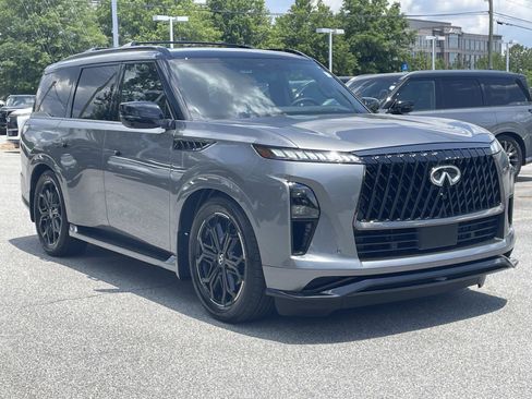 Certified 2026 INFINITI QX80 4WD w/ Sport Exterior Package image 5