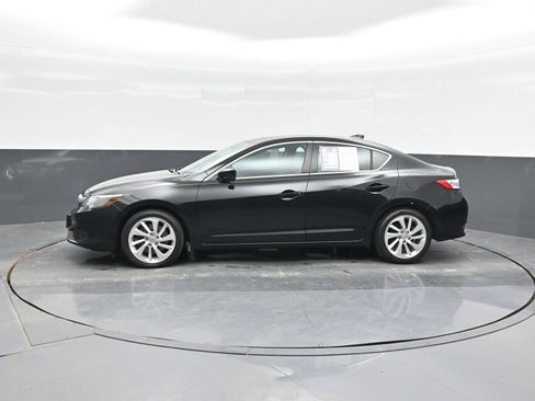 Used 2018 Acura ILX FWD image 5