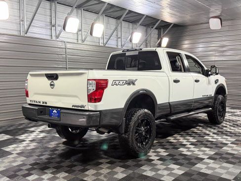 Used 2018 Nissan Titan PRO-4X w/ Pro-4x Convenience Package image 5