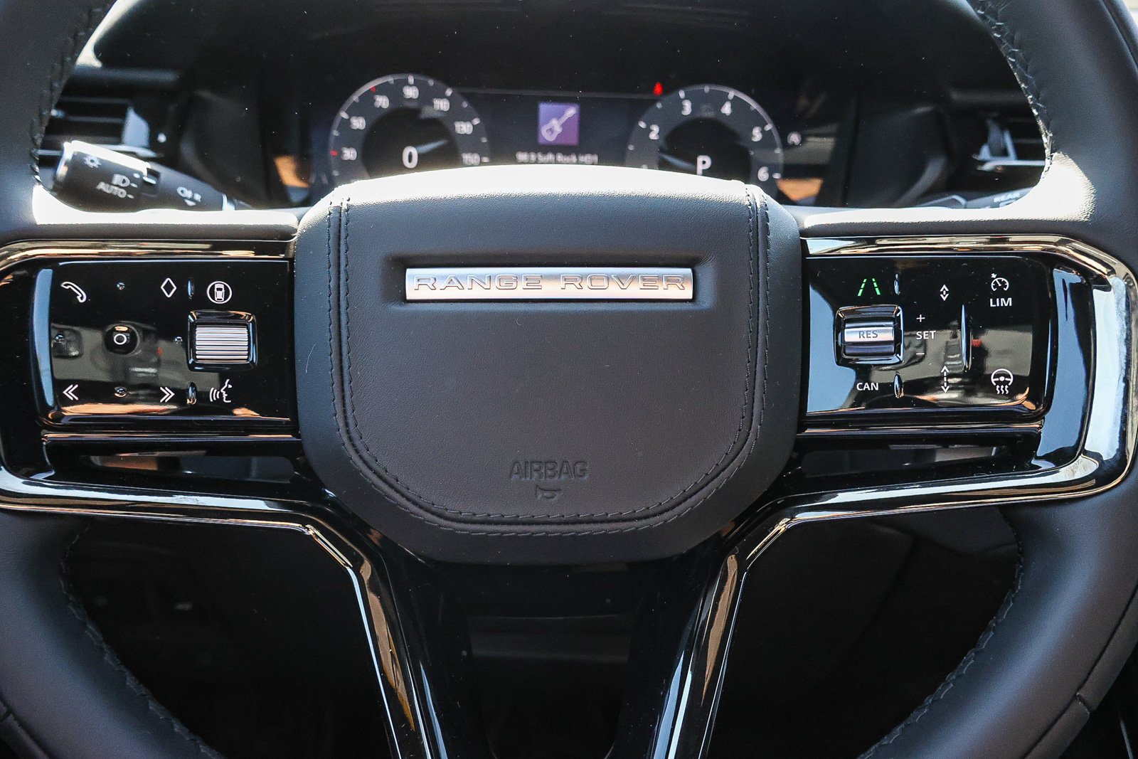 New 2026 Land Rover Range Rover Velar S AWD/4WD image 33