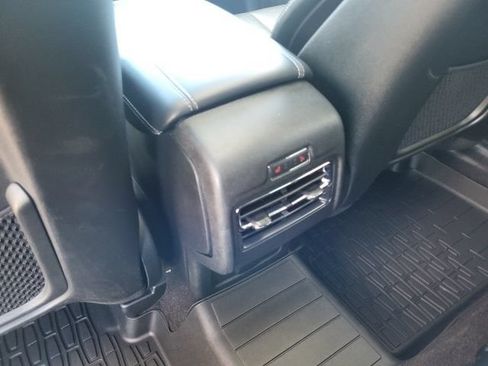 Used 2022 Lincoln Corsair AWD w/ Premium Package image 24